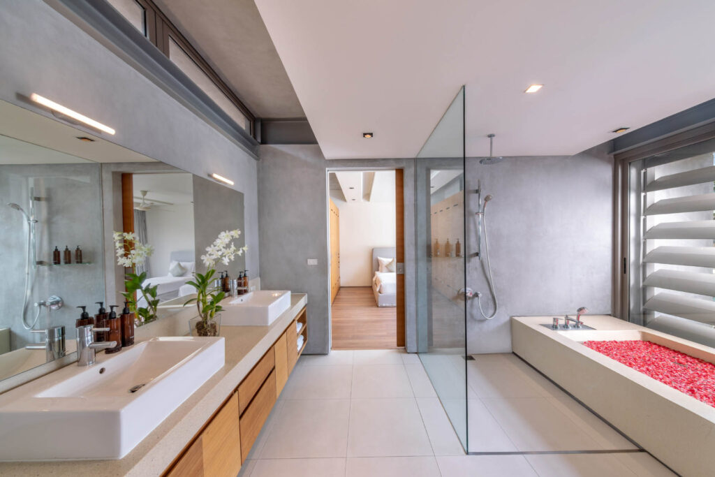 Villa Tievoli - Guest Bedroom 6 3