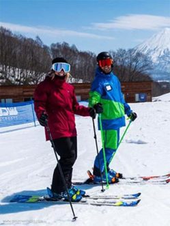 skiing-snowboarding-private-lessons