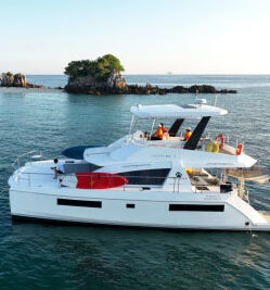 yachts-boats-leopard43-phuket