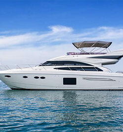 yachts-boats-princess64-phuket