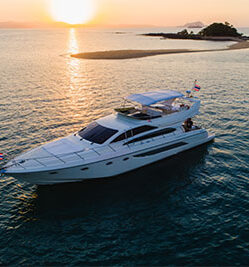 yachts-boats-riva70-phuket
