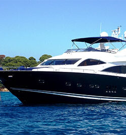 yachts-boats-sunseeker90-phuket