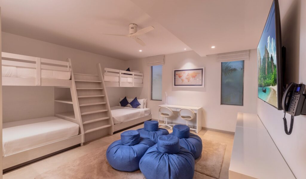 Villa Narissa Phuket - Kids Bedroom 1